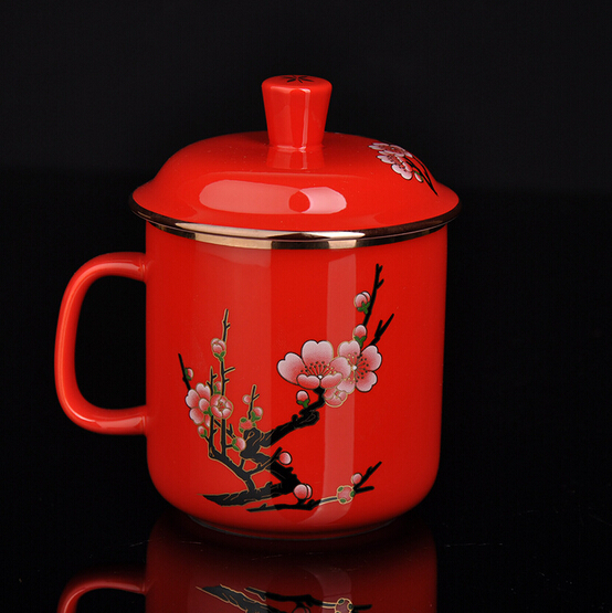 中国红瓷 梅花纹陶瓷茶杯