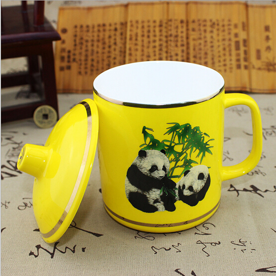 熊猫陶瓷盖杯 帝王黄瓷杯子